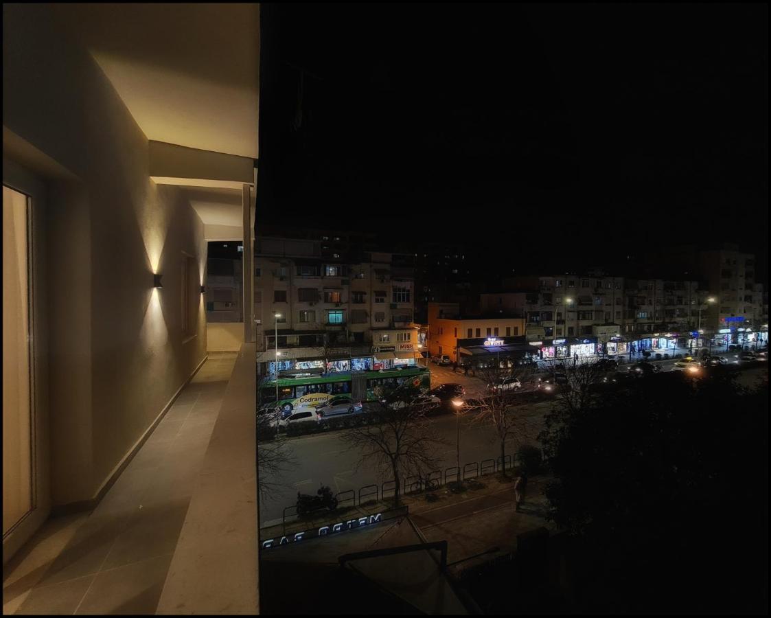 Adore - Modern Apartment Tirana Exteriér fotografie