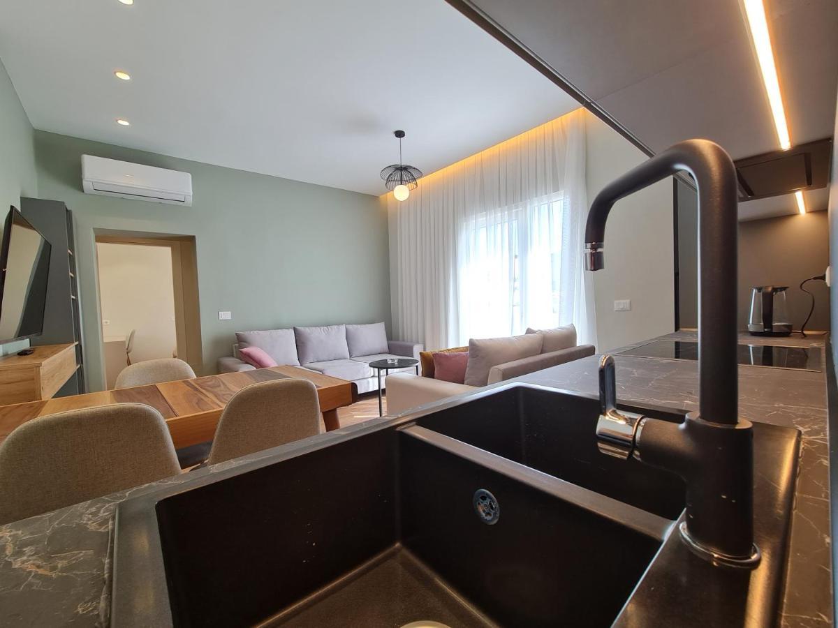 Adore - Modern Apartment Tirana Exteriér fotografie