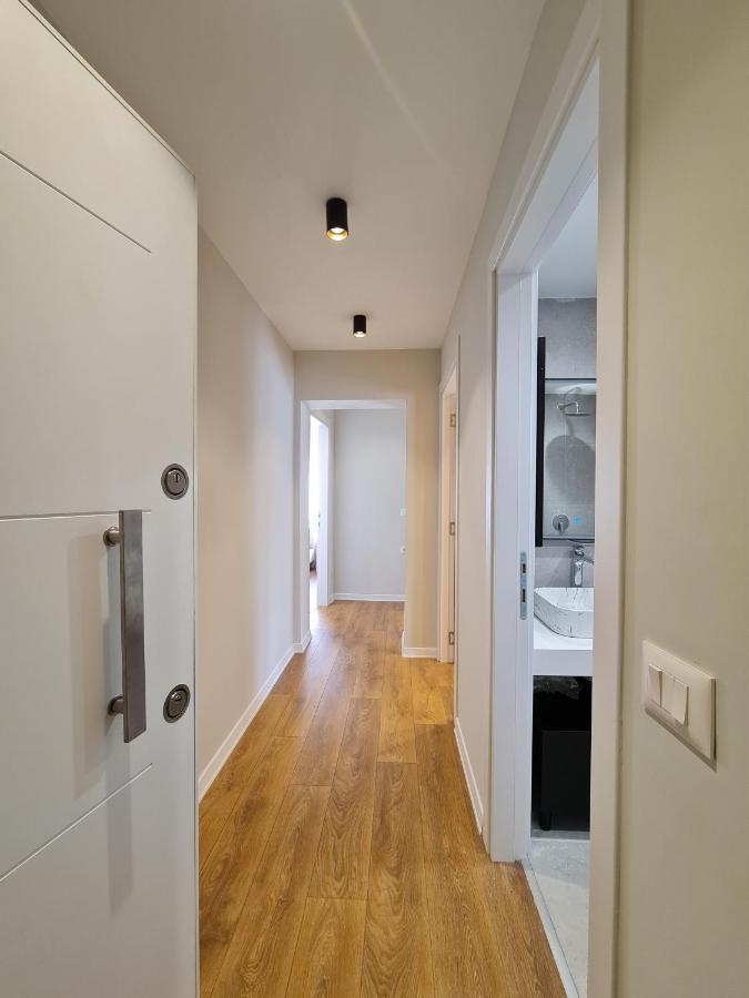 Adore - Modern Apartment Tirana Exteriér fotografie